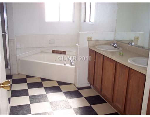 3980 Lincoln Road Las Vegas, NV 89115 - Photo 11 of 12 Property Photo.