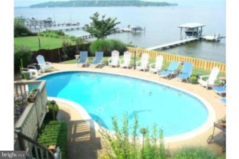 1180 River Bay Road Annapolis, MD 21409 - Photo 20 of 21 Swimming Pool