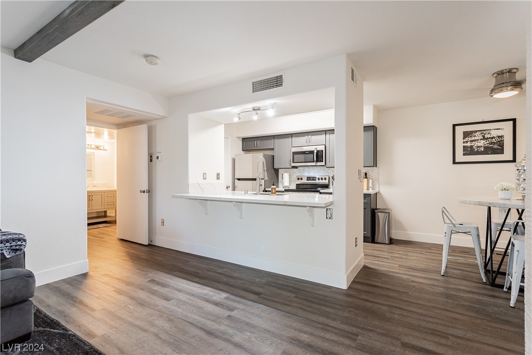 2300 East Silverado Ranch Boulevard, Unit 1011 Las Vegas, NV 89123 - Photo 7 of 27