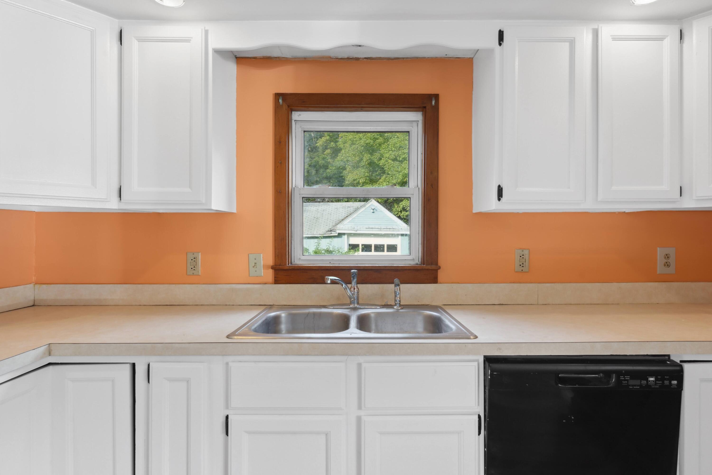 1857 Main Street Fayette, ME 04349 - Photo 3 of 27 DSC03344_Original
