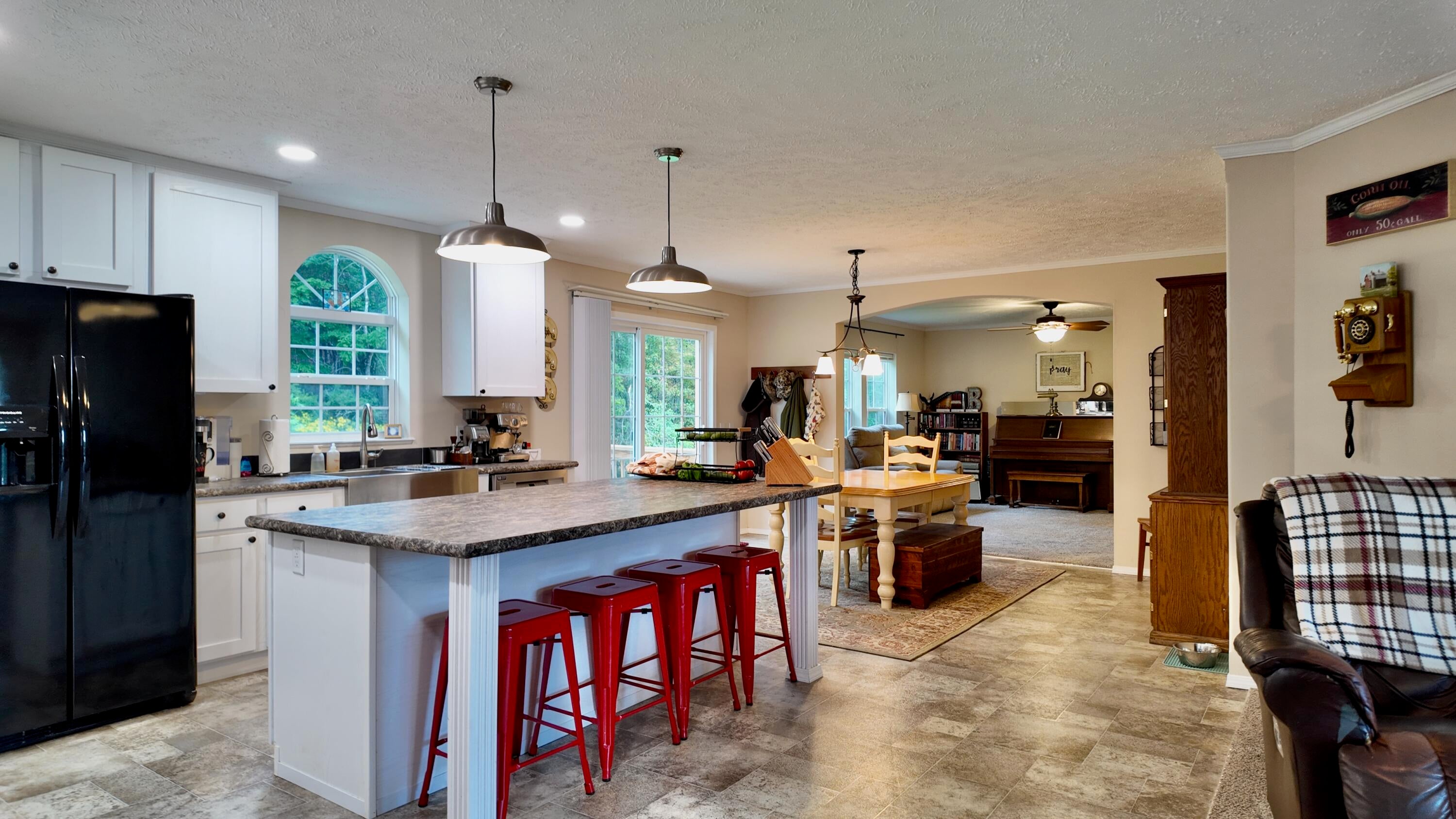 4323 Edray Road Marlinton, WV 24954 - Photo 4 of 28 Gallery Image 4