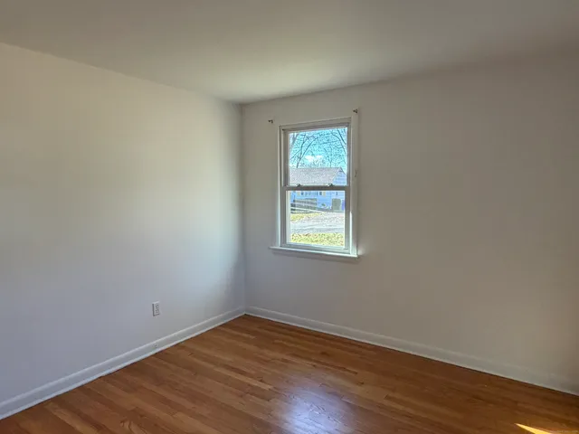 $329,900 | 5 Shelley Street, Cromwell, CT 06416