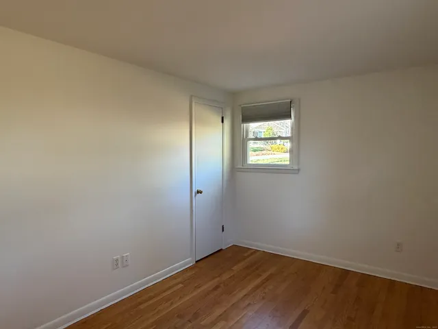 $329,900 | 5 Shelley Street, Cromwell, CT 06416