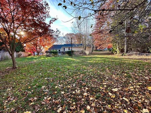 $329,900 | 5 Shelley Street, Cromwell, CT 06416