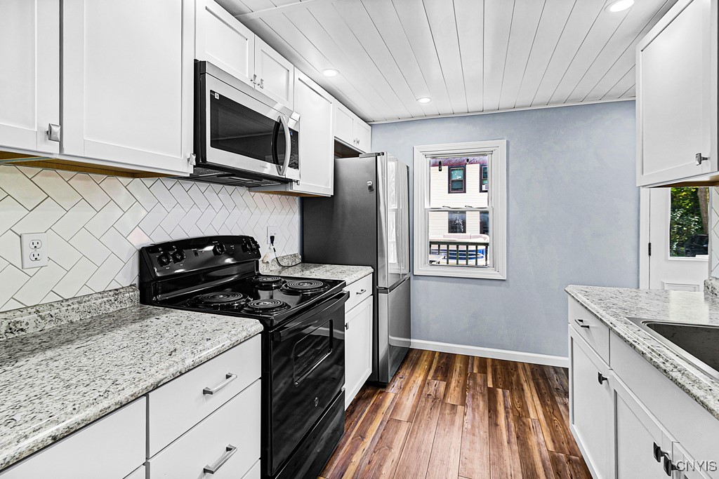 127 1/2 Oxford Road New Hartford, NY 13413 - Photo 21 of 33