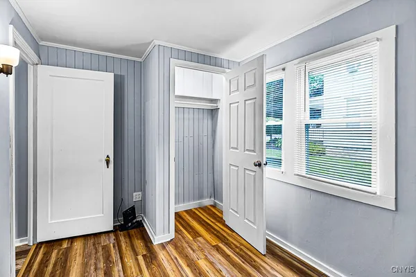 $2,000 | 127 1/2 Oxford Road, New Hartford, NY 13413