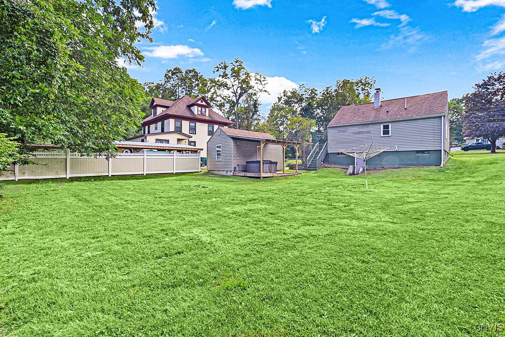 127 1/2 Oxford Road New Hartford, NY 13413 - Photo 9 of 33