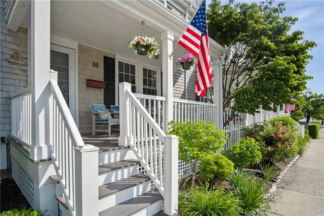 $10,000 | 88 Kay Street, Newport, RI 02840