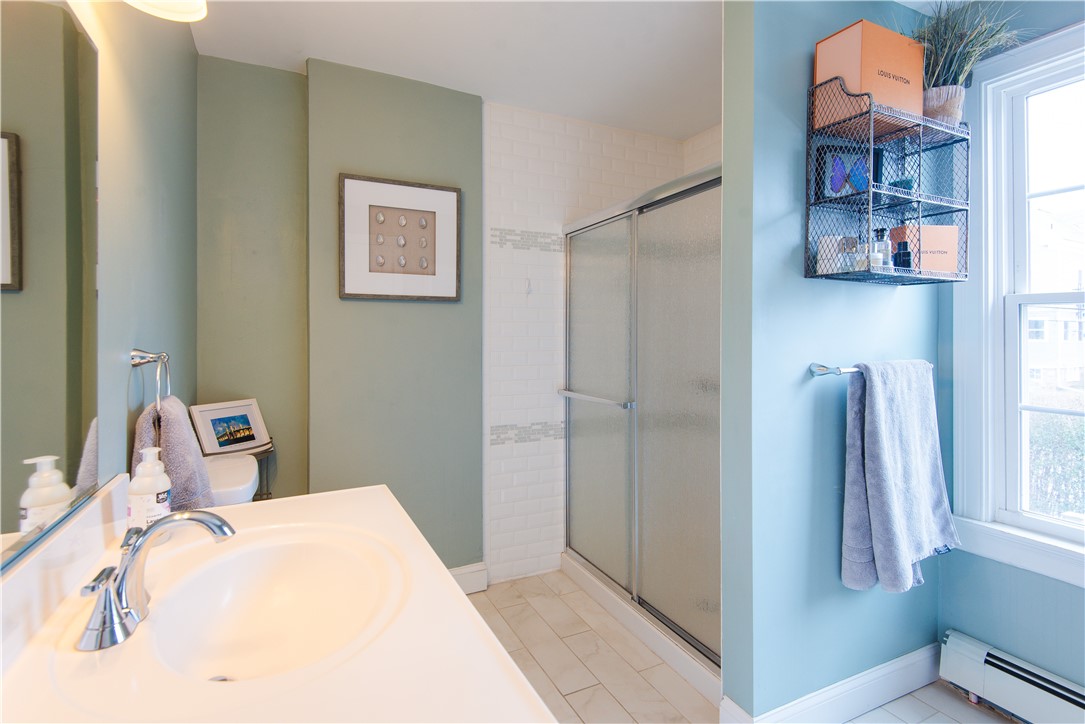 88 Kay Street Newport, RI 02840 - Photo 21 of 43