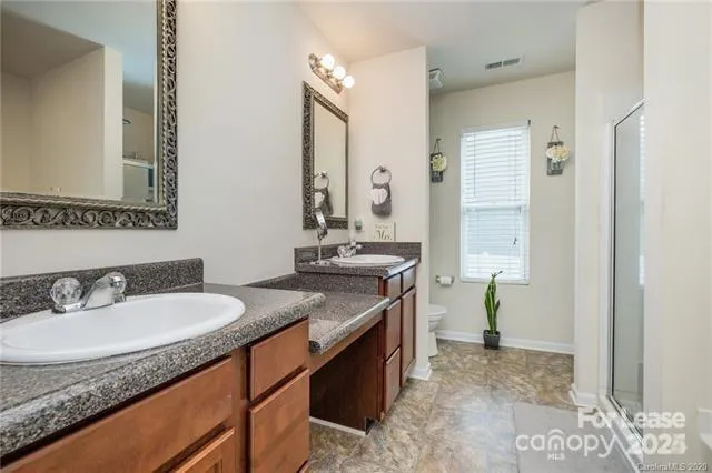 a bathroom with a tub