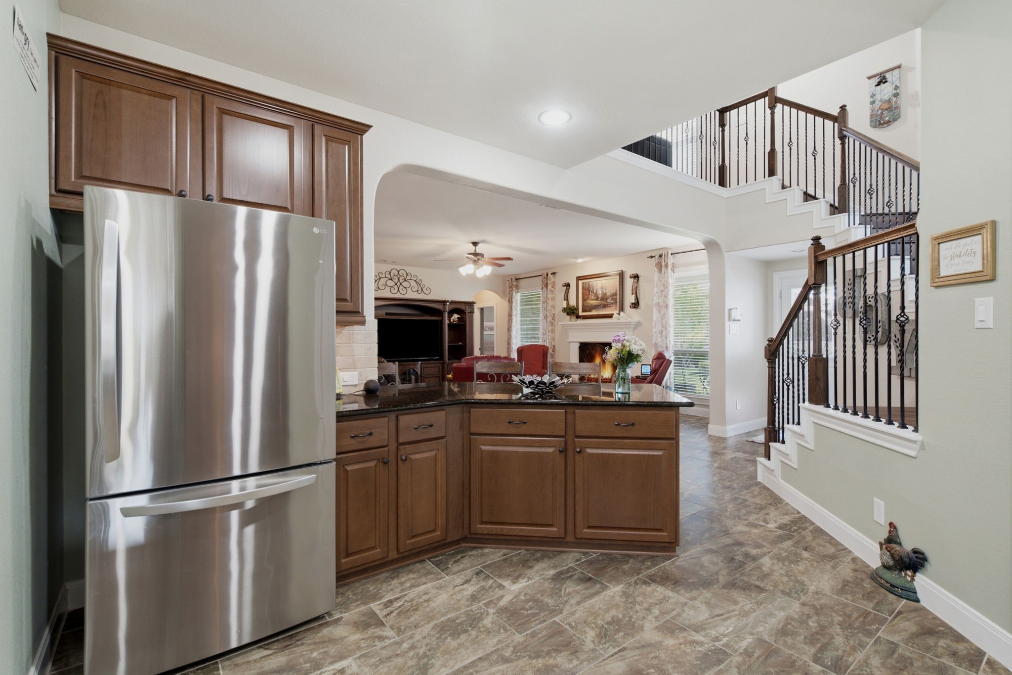 3298 Explorer Way Conroe, TX 77301 - Photo 16 of 43 OPEN TO THE LIVING ROOM