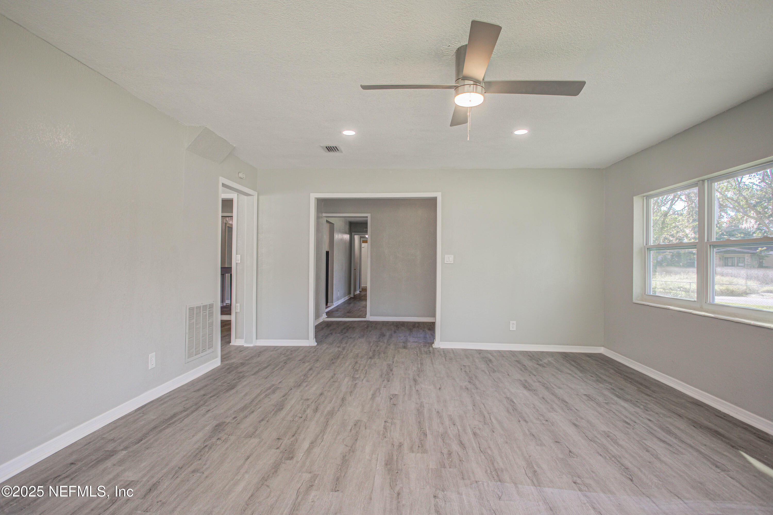5603 Bree Road Jacksonville, FL 32209 - Photo 12 of 47 11) 64074-68f1a5346e7fc