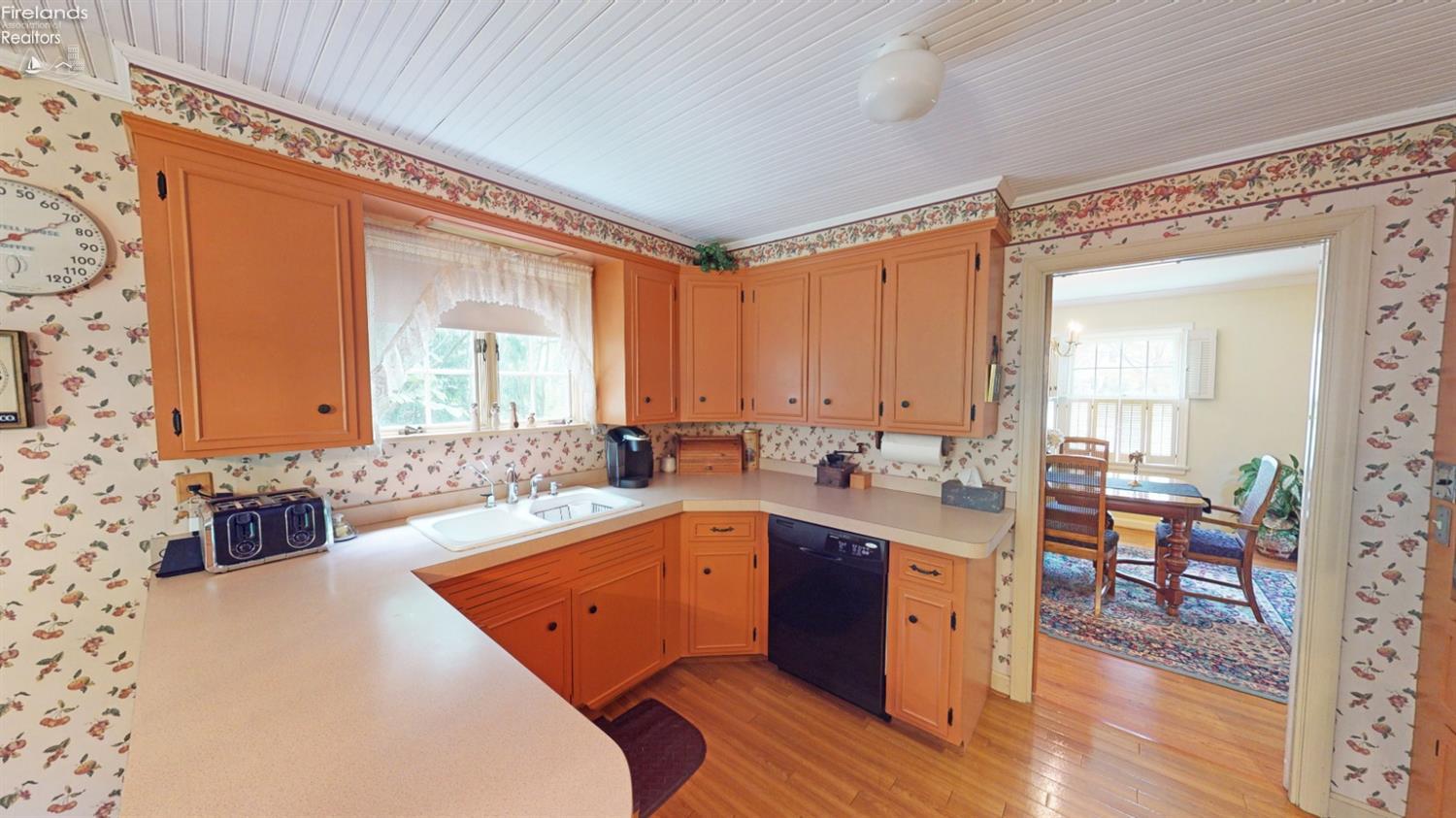 721 Barker Road Fremont, OH 43420 - Photo 14 of 47 Gallery Image 14
