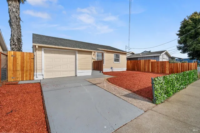 $475,000 | 458 Spring Street, Richmond, CA 94804