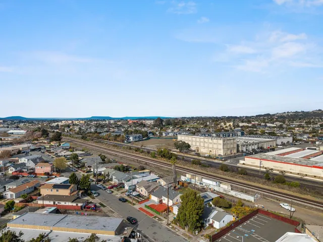 $475,000 | 458 Spring Street, Richmond, CA 94804