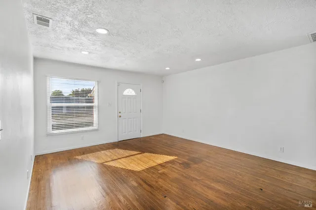 $475,000 | 458 Spring Street, Richmond, CA 94804