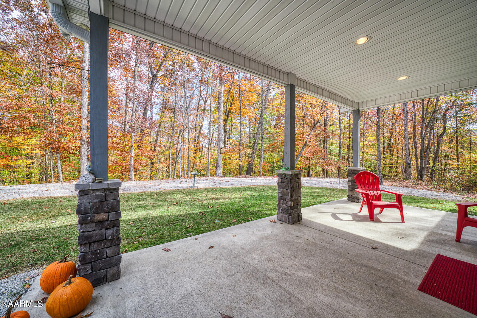 150 Rindler Ridge Byrdstown, TN 38549 - Photo 8 of 52 08_150_Rindler_Ridge_Byrdstown044_TNPC2_