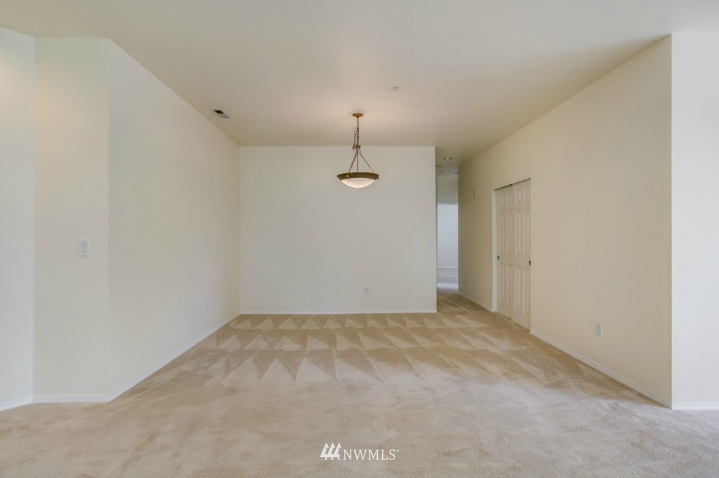 400 South 46th Place, Unit F Renton, WA 98055 - Photo 11 of 20
