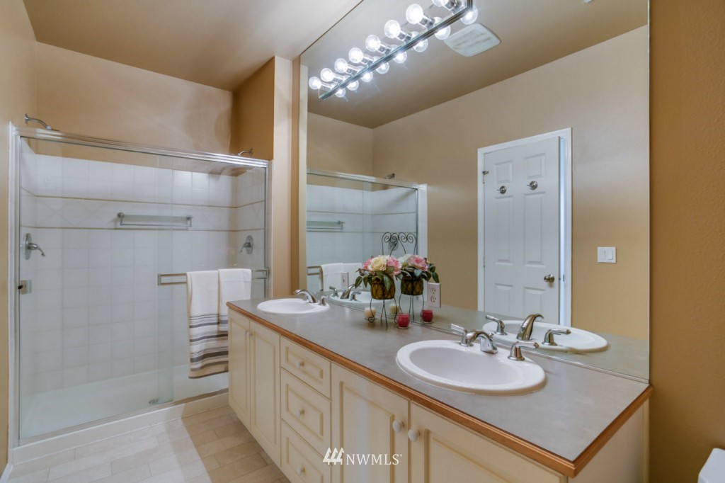 400 South 46th Place, Unit F Renton, WA 98055 - Photo 14 of 20