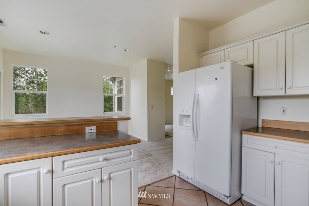 400 South 46th Place, Unit F Renton, WA 98055 - Photo 9 of 20