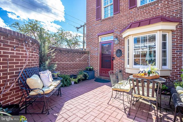 $730,000 | 552 North St Asaph Street, Alexandria, VA 22314