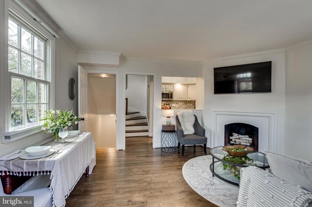 $730,000 | 552 North St Asaph Street, Alexandria, VA 22314