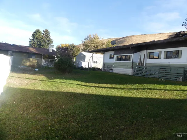 $140,000 | 883 Arlington Street, Pomeroy, WA 99347