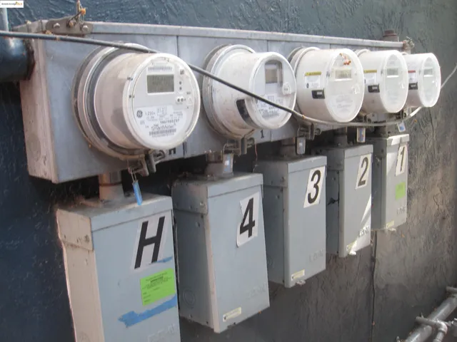 $1,380,000 | 1600 East 31st Street, Oakland, CA 94602