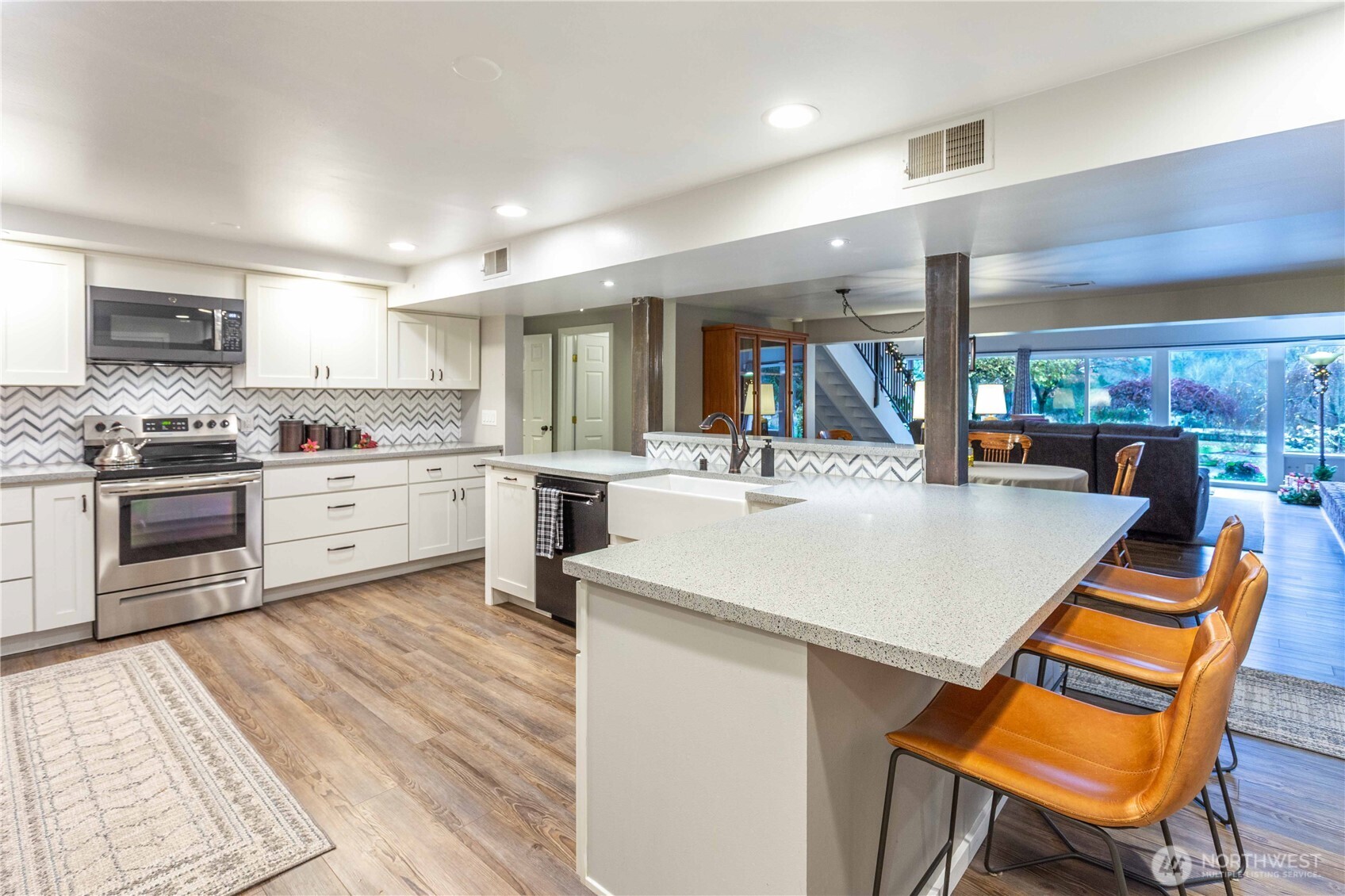 5363 Reese Hill Road Sumas, WA 98295 - Photo 4 of 40