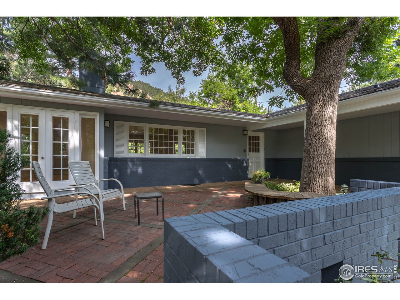 777 Willowbrook Road Boulder, CO 80302 - Photo 5 of 32 Great front porch with foothill views