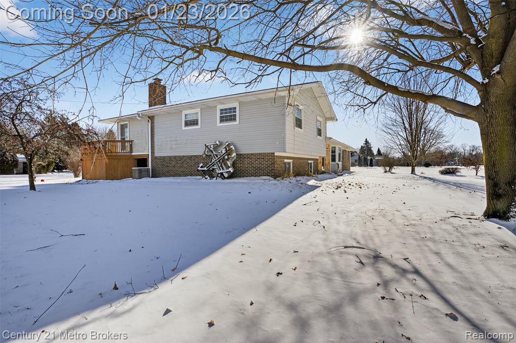 11452 Whitaker Road Fenton, MI 48430 - Photo 12 of 70 Gallery Image 12