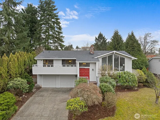 $1,400,000 | 5207 154th Avenue Northeast, Redmond, WA 98052