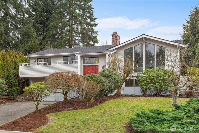 $1,400,000 | 5207 154th Avenue Northeast, Redmond, WA 98052