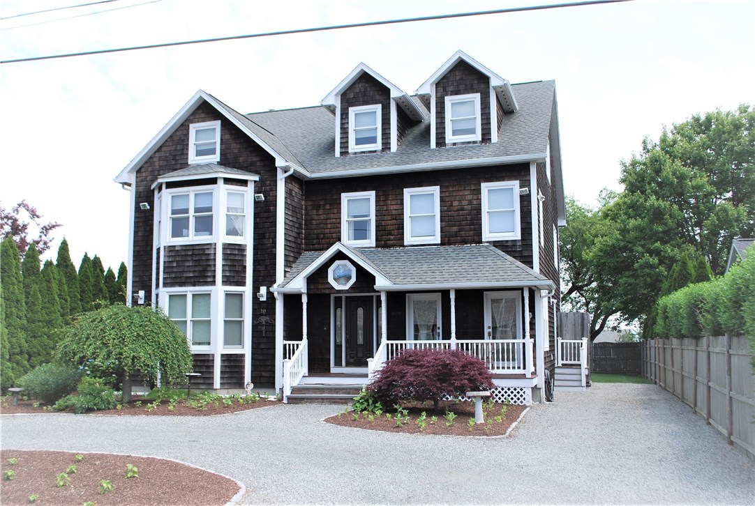 10 Camden Road Narragansett, RI 02882 - Photo 1 of 26 Gallery Image 1