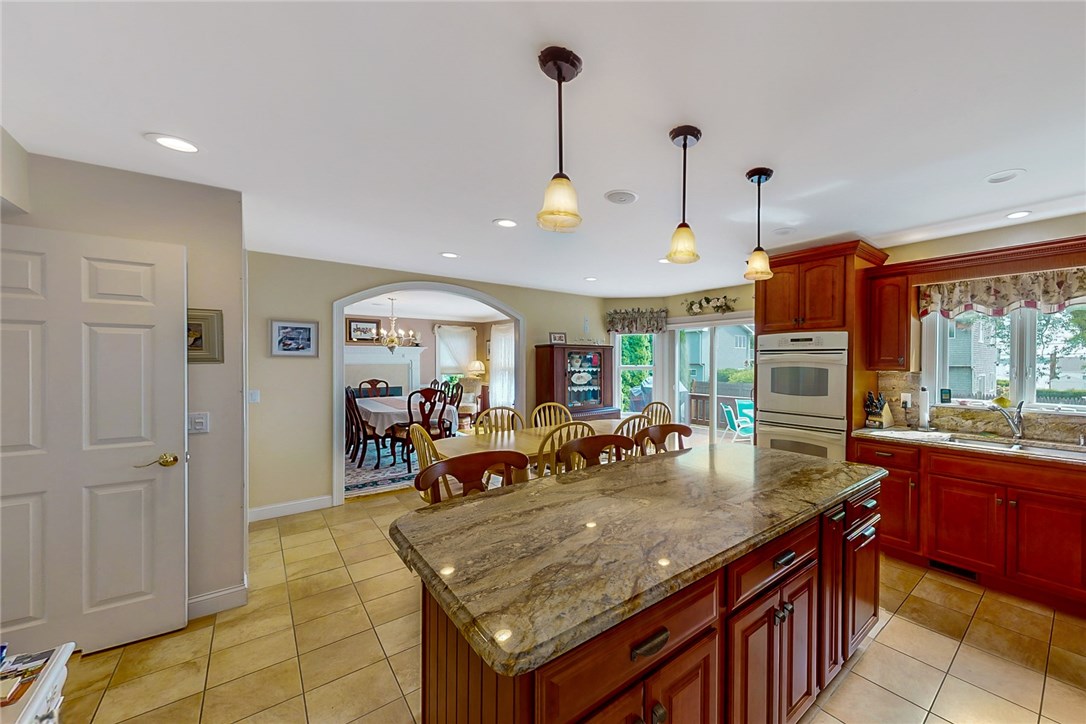 10 Camden Road Narragansett, RI 02882 - Photo 8 of 26 Gallery Image 8