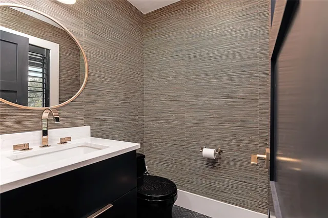 $2,500,000 | 33 Stuart Street, Westerly, RI 02891