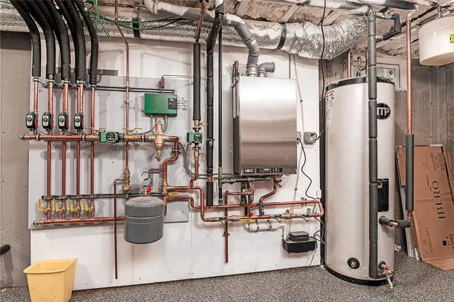 $2,500,000 | 33 Stuart Street, Westerly, RI 02891