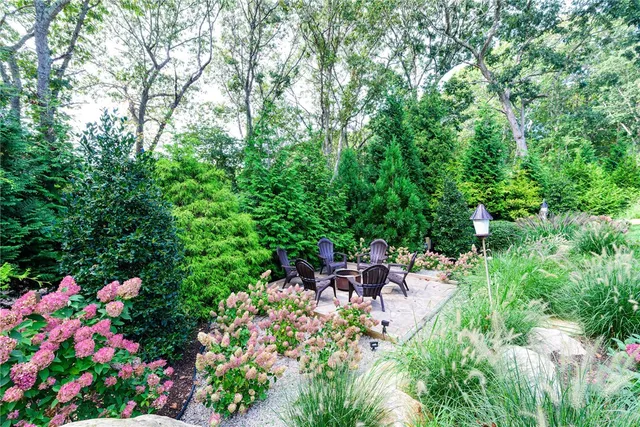 $2,500,000 | 33 Stuart Street, Westerly, RI 02891