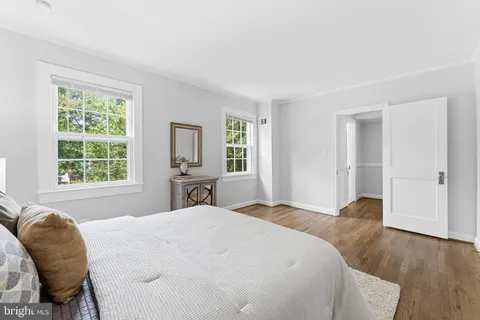 $425,000 | 1401 South Edgewood Street, Unit 498, Arlington, VA 22204