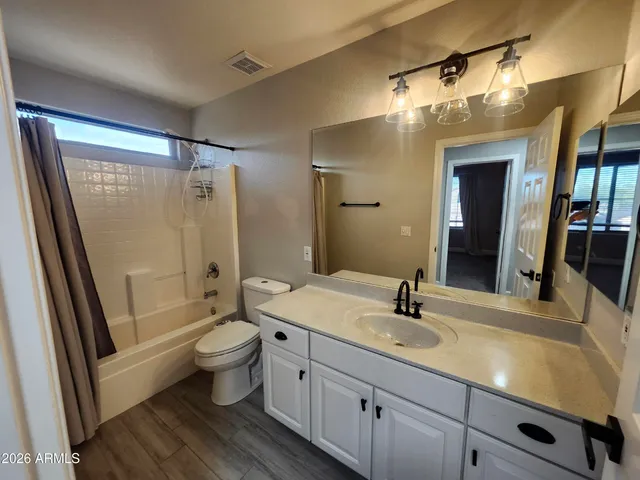 $2,950 | 15846 South 17th Lane, Phoenix, AZ 85045