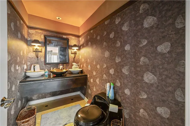 $2,199,000 | 3126 Russell Street, San Diego, CA 92106