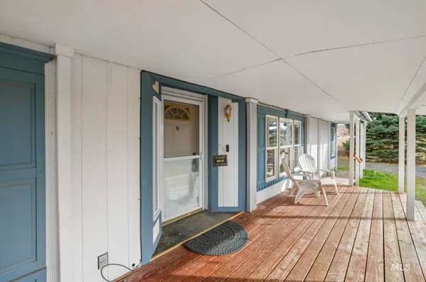$460,000 | 4424 North 1325 East, Buhl, ID 83316