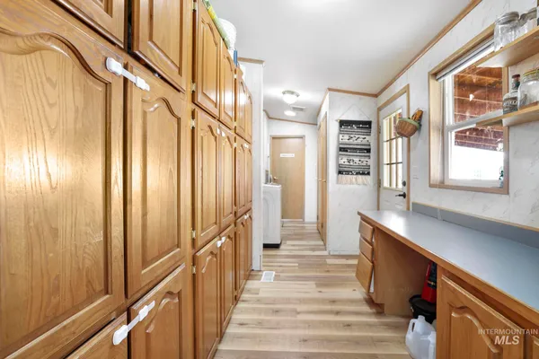 $460,000 | 4424 North 1325 East, Buhl, ID 83316
