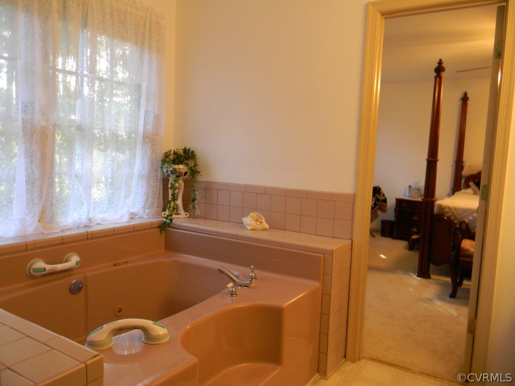 12300 Quaker Road Dinwiddie, VA 23841 - Photo 13 of 20 Gallery Image 13