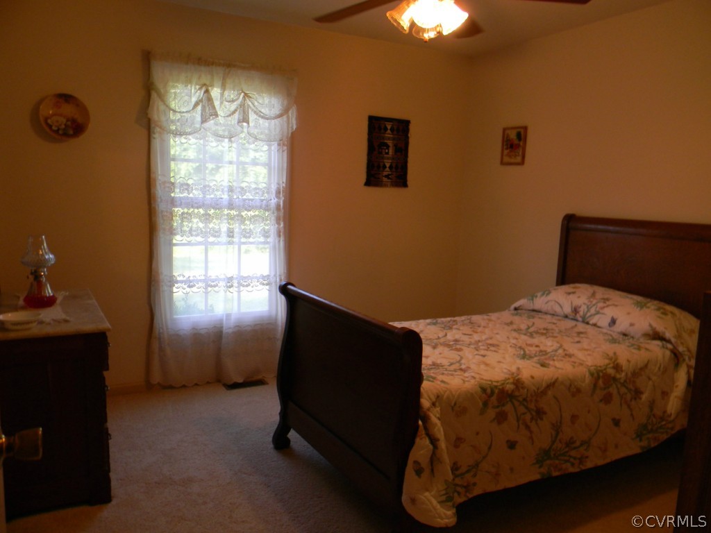 12300 Quaker Road Dinwiddie, VA 23841 - Photo 15 of 20 Gallery Image 15