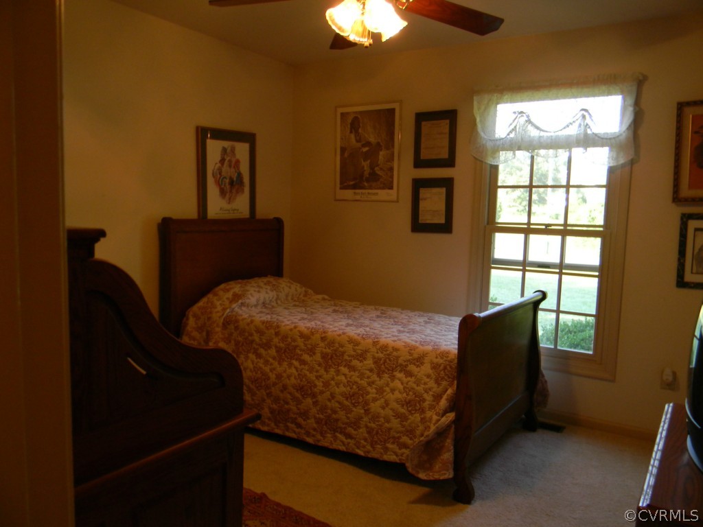 12300 Quaker Road Dinwiddie, VA 23841 - Photo 16 of 20 Gallery Image 16