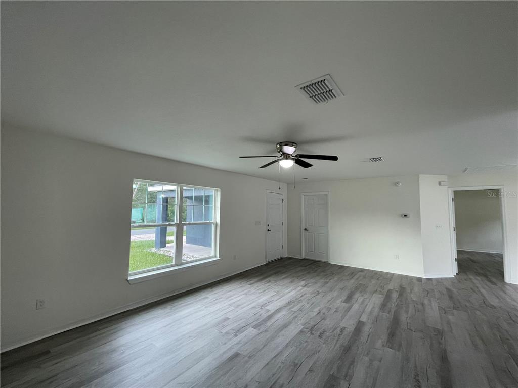 16958 Southwest 20th Ct Road Ocala, FL 34473 - Photo 6 of 31 Gallery Image 6