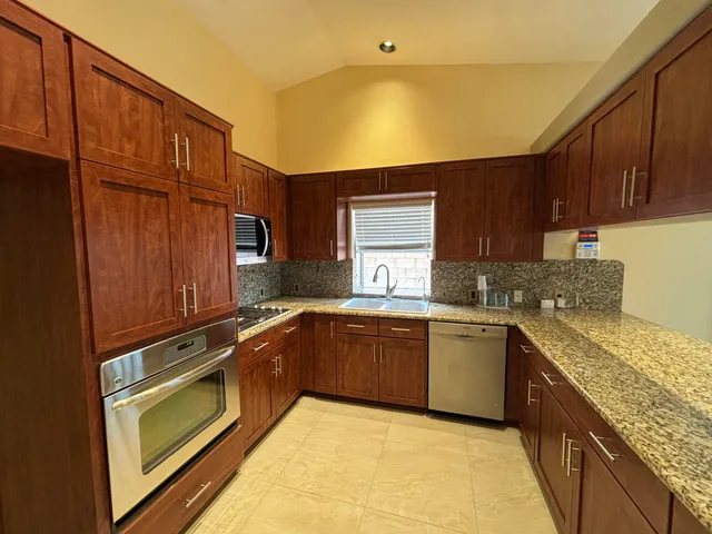 $699,000 | 73390 Guadalupe Avenue, Palm Desert, CA 92260