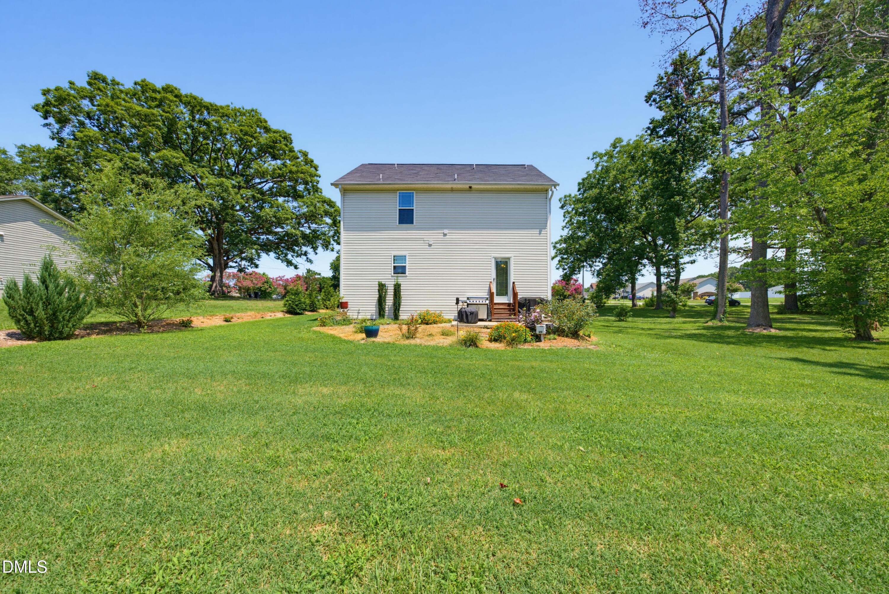 582 Roberts Road Willow Spring, NC 27592 - Photo 33 of 44 DSC06589