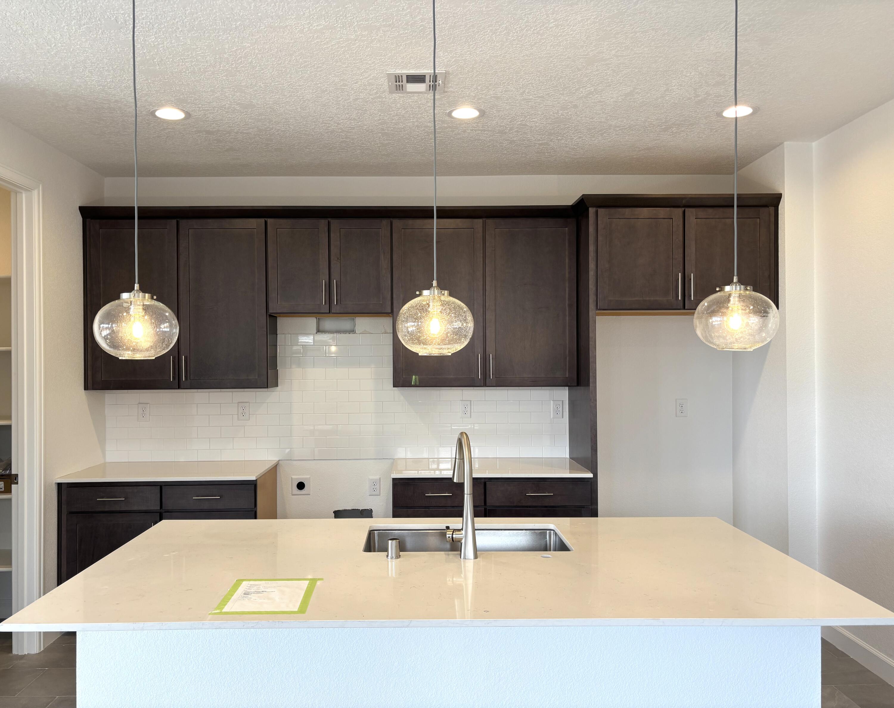 3153 Wolf Tail Loop Northeast Rio Rancho, NM 87144 - Photo 3 of 15 Gallery Image 3